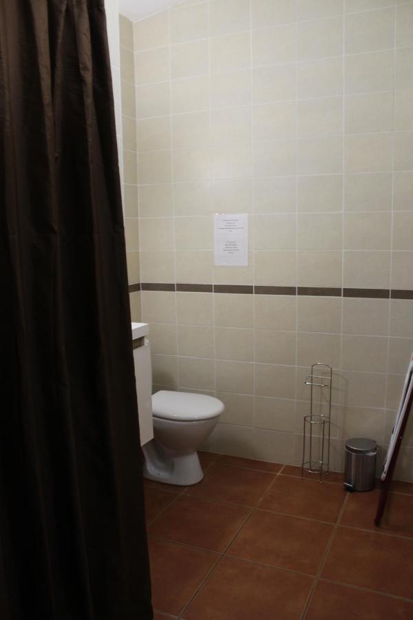 Mas Des Oliviers Apartment Saint-Esteve  Bagian luar foto